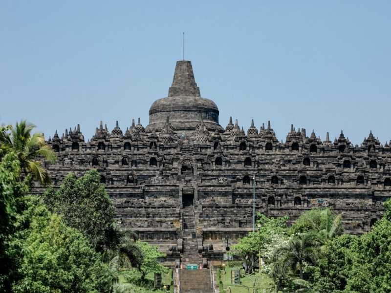 Mengungkap Misteri Dan Keagungan Candi Borobudur