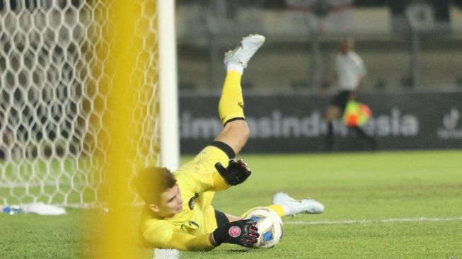 Siapa Kiper Termahal? Harga Ernando, Reza, dan Nadeo