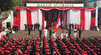 HUT RI di PDIP, Megawati Menangis Kenang Jasa Pahlawan